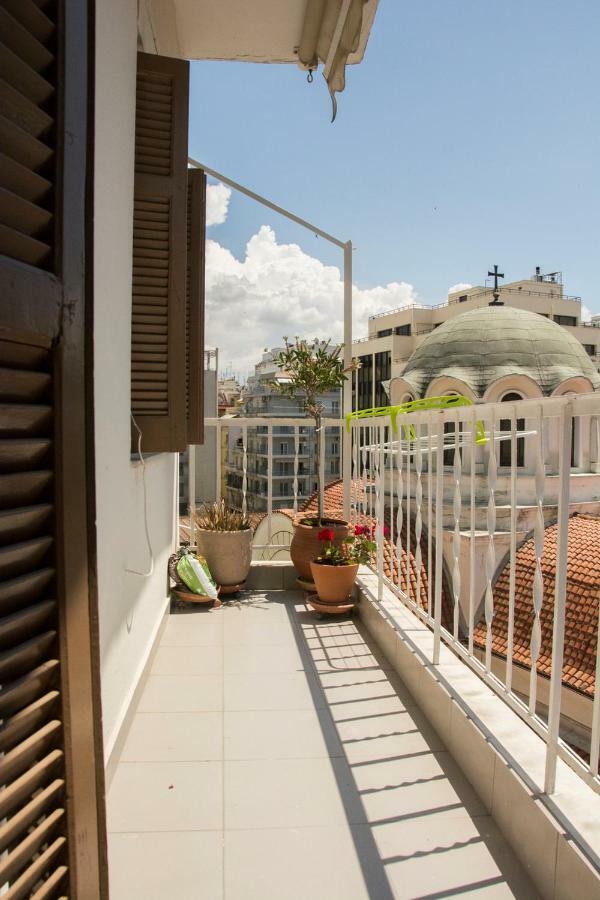 Julie'S Sunshine Apartment Thessaloniki Exterior photo